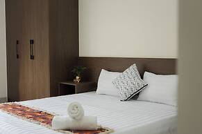 Collection O West Lake Apartment
