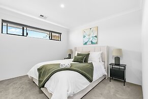 Bloom Brick A Sepal Stay