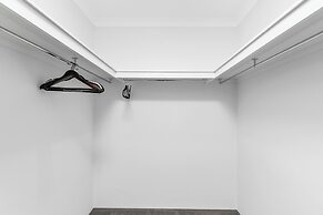 Bloom Brick A Sepal Stay