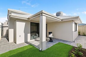 Bloom Brick A Sepal Stay