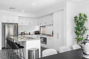 Bloom Brick A Sepal Stay