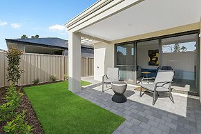 Bloom Brick A Sepal Stay