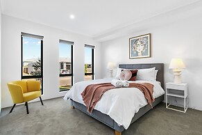 Bloom Brick A Sepal Stay