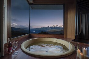 LOSTVILLA Deqin Meri Snow Mountain