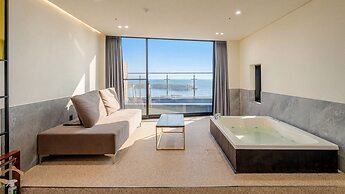 Sokcho W&jiseda Spa Poolvilla