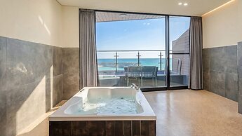 Sokcho W&jiseda Spa Poolvilla