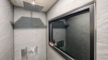 Sokcho W Spa Poolvilla