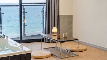 Sokcho W Spa Poolvilla