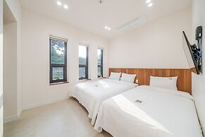 Buan Ocean Village 104 Pool Villa