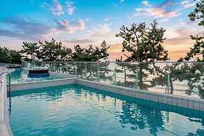 Boryeong Lavar Pool Villa