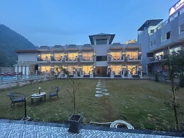 Amritara Chakra River Resort