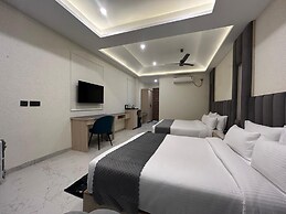 Amritara Chakra River Resort
