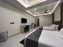Amritara Chakra River Resort