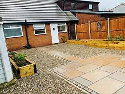 Wardenlea Holiday Home