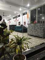 Shri Dham Hotel And Resort