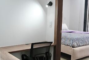 Seis Residences