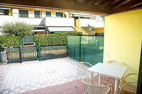Family Flat With two Private Courtyards