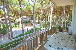 Spacious First-floor Flat Near the Beach