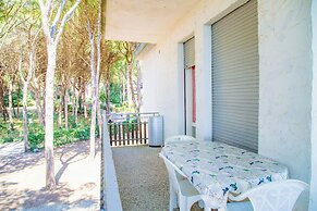 Spacious First-floor Flat Near the Beach