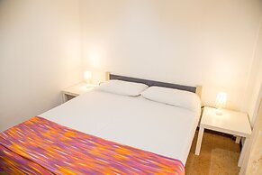 Pinewood Escape With Garden