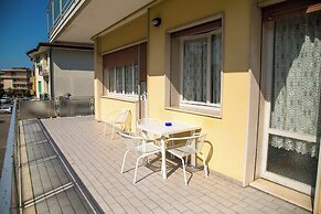 Central Apartment at 250mt From the sea