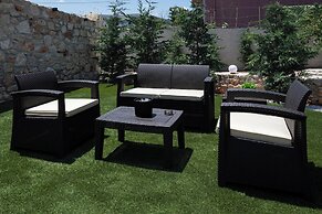 Lumina Apartment with Shared Pool