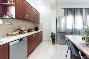 Lumina Apartment with Shared Pool