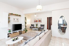 Lumina Apartment with Shared Pool