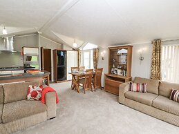 No 8 Hillcote Lodge