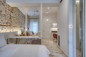 Nalia Suites