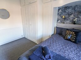 16 Salvin Terrace