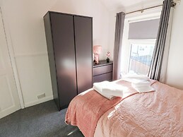 16 Salvin Terrace