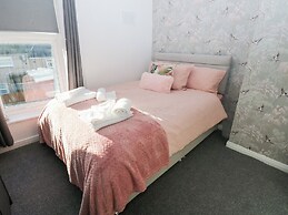 16 Salvin Terrace