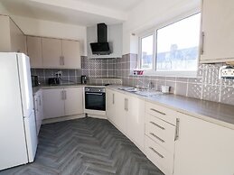 16 Salvin Terrace