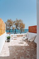 Beach Houses Santorini