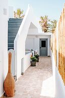 Beach Houses Santorini
