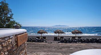 Beach Houses Santorini