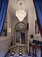Bertrand's Townhouse