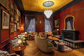 Bertrand's Townhouse