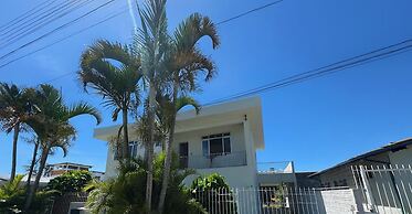 Encanto na Praia de Daniela - Florianopolis/sc