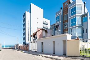 Apartment 100m From Tabuleiro Beachfront Cir0102