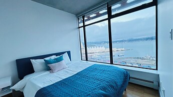 Ocean View Condo . Downtown Vancouver