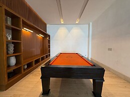 The O apartments