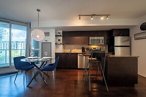 Guestilo Residence - Fort York
