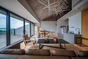 CLOUD RETREAT