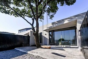 CLOUD RETREAT