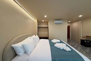 Sand Maré Karon Hotel