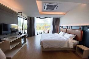 The Posh Khao Kho