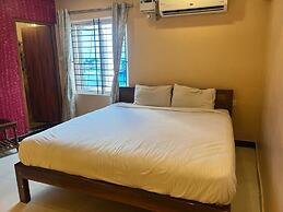 White Yellow Residency