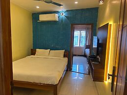 White Yellow Residency